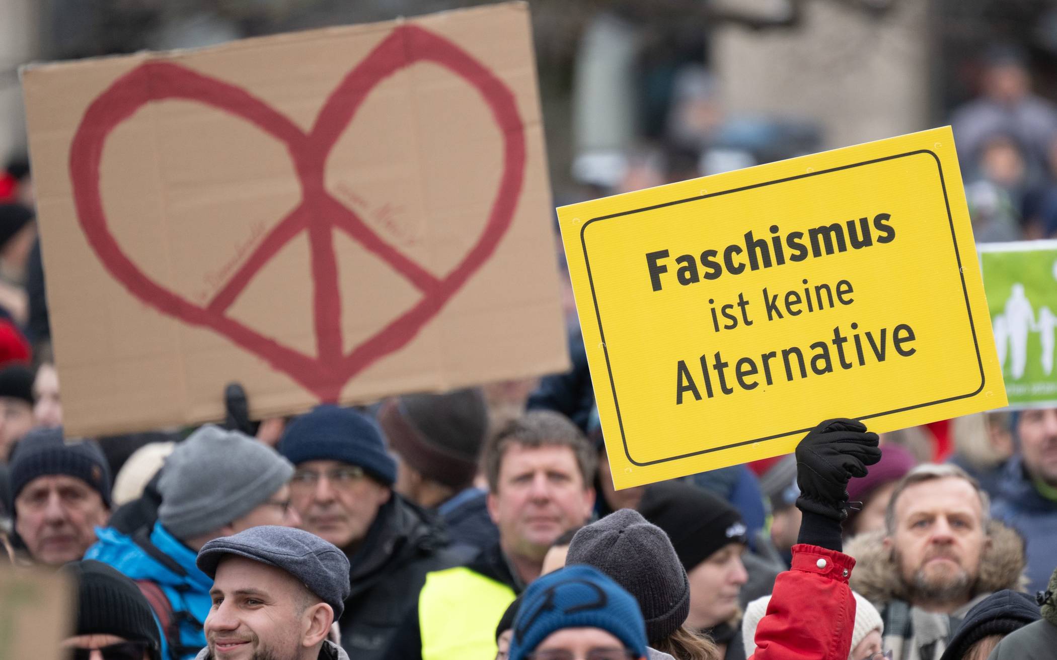 Demo gegen rechts in Krefeld: Laut sein, wo immer es geht