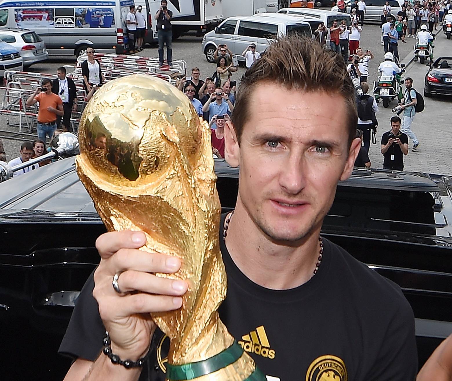  Miroslav Klose ist als Coach von Fortuna Düsseldorf im Gespräch. Foto: Tobias Hase/dpa 