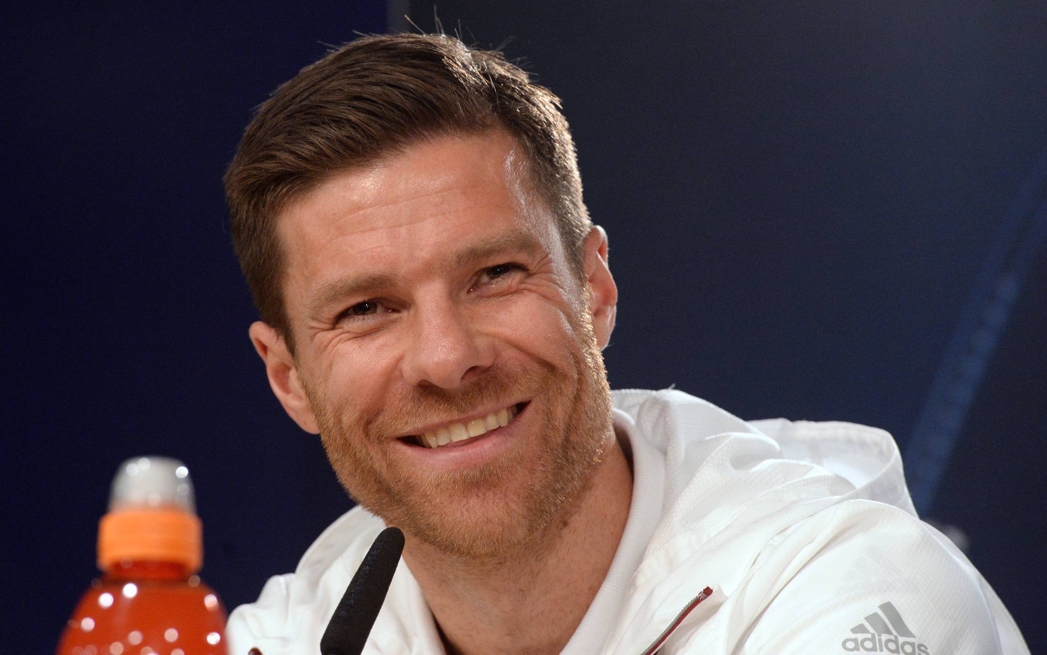 Wird er es oder nicht? Noch ist unklar, ob tatsächlich Xabi Alonso Gladbachs neuer Trainer wird.